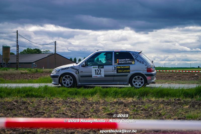 slides/Rally%20wagen%20122%20Busseboom.jpg
